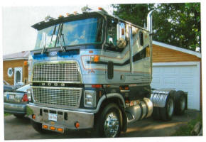85 Ford Semi